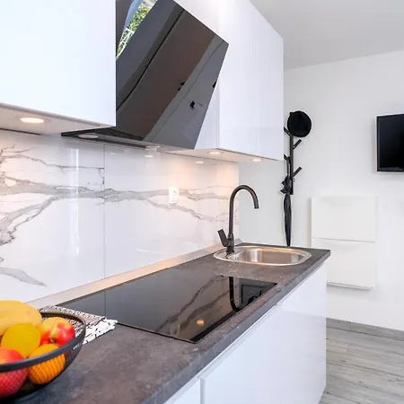 New And Modern Franicevic Apartment Jelsa (Hvar)