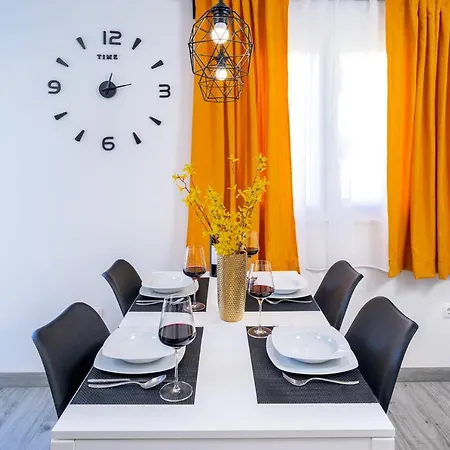 New And Modern Franicevic *