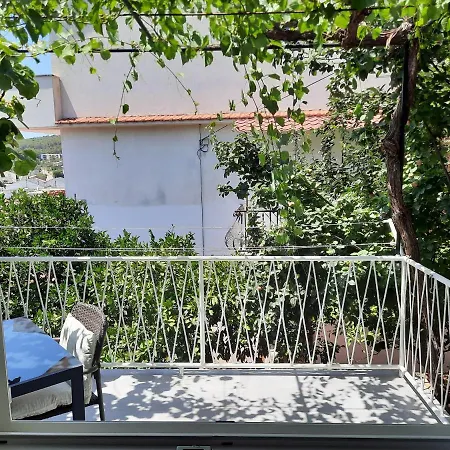 New And Modern Franicevic Apartment *