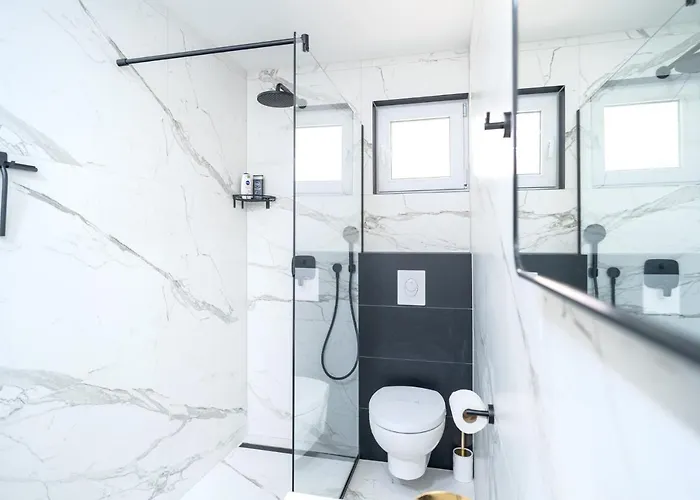 New And Modern Franicevic דירה